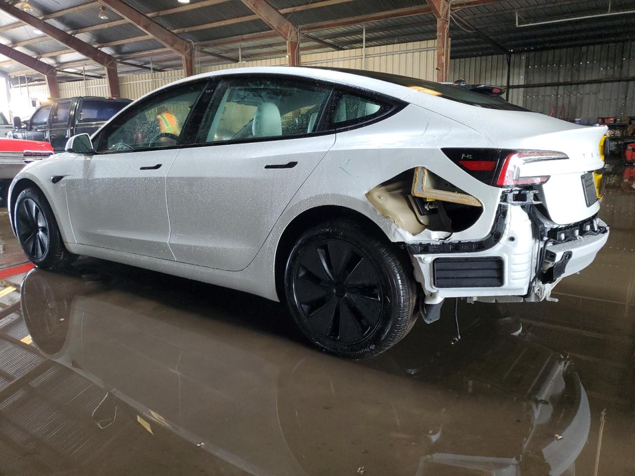 2024 TESLA MODEL 3  VIN:5YJ3E1EA5RF795468