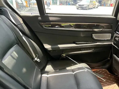 2015 BMW 750 WBAYF8103FD185738 VIN:WBAYF8103FD185738