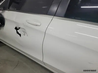 2016 Mercedes-Benz C 200 WDDWF3HB2GF318540 VIN:WDDWF3HB2GF318540