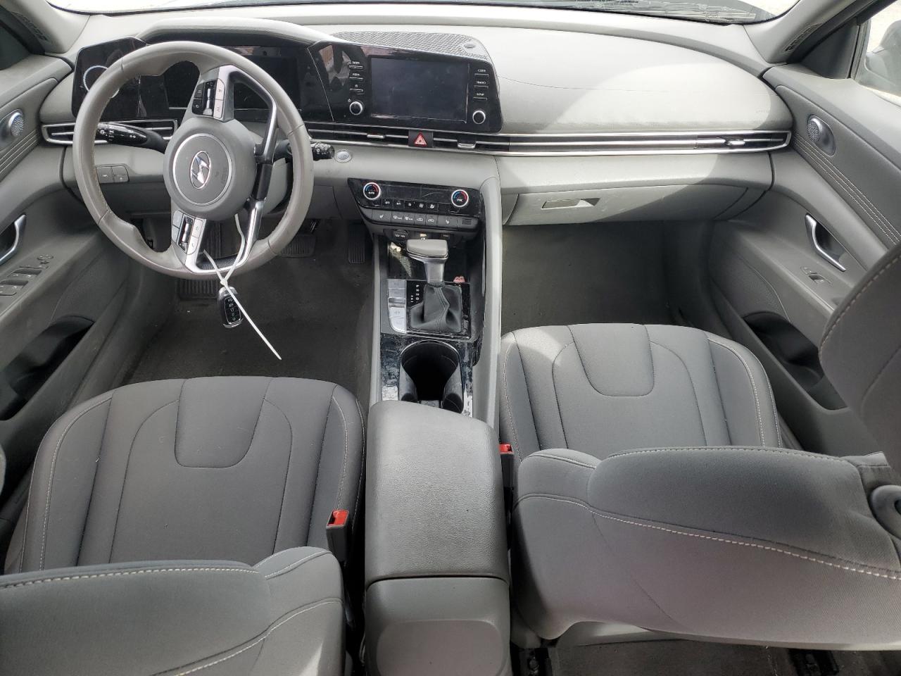 2022 HYUNDAI ELANTRA SEL VIN:5NPLS4AG7NH082300