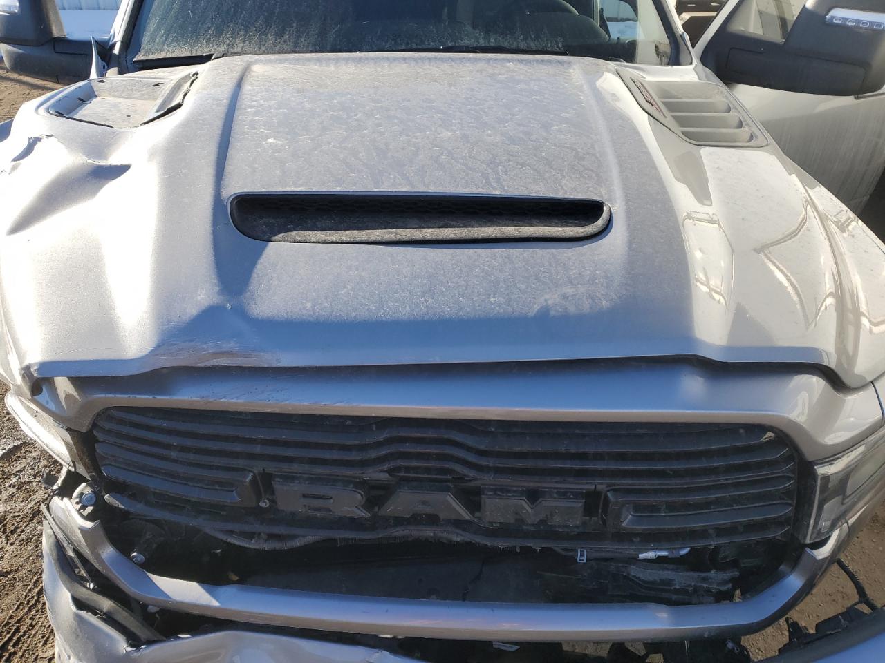 2024 RAM 3500 LARAMIE VIN:3C63RRJL2RG377865