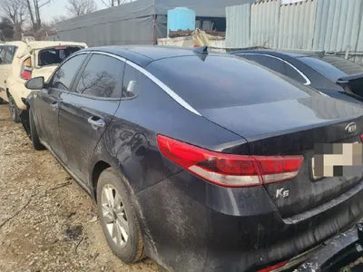 2018 Kia K5 VIN: