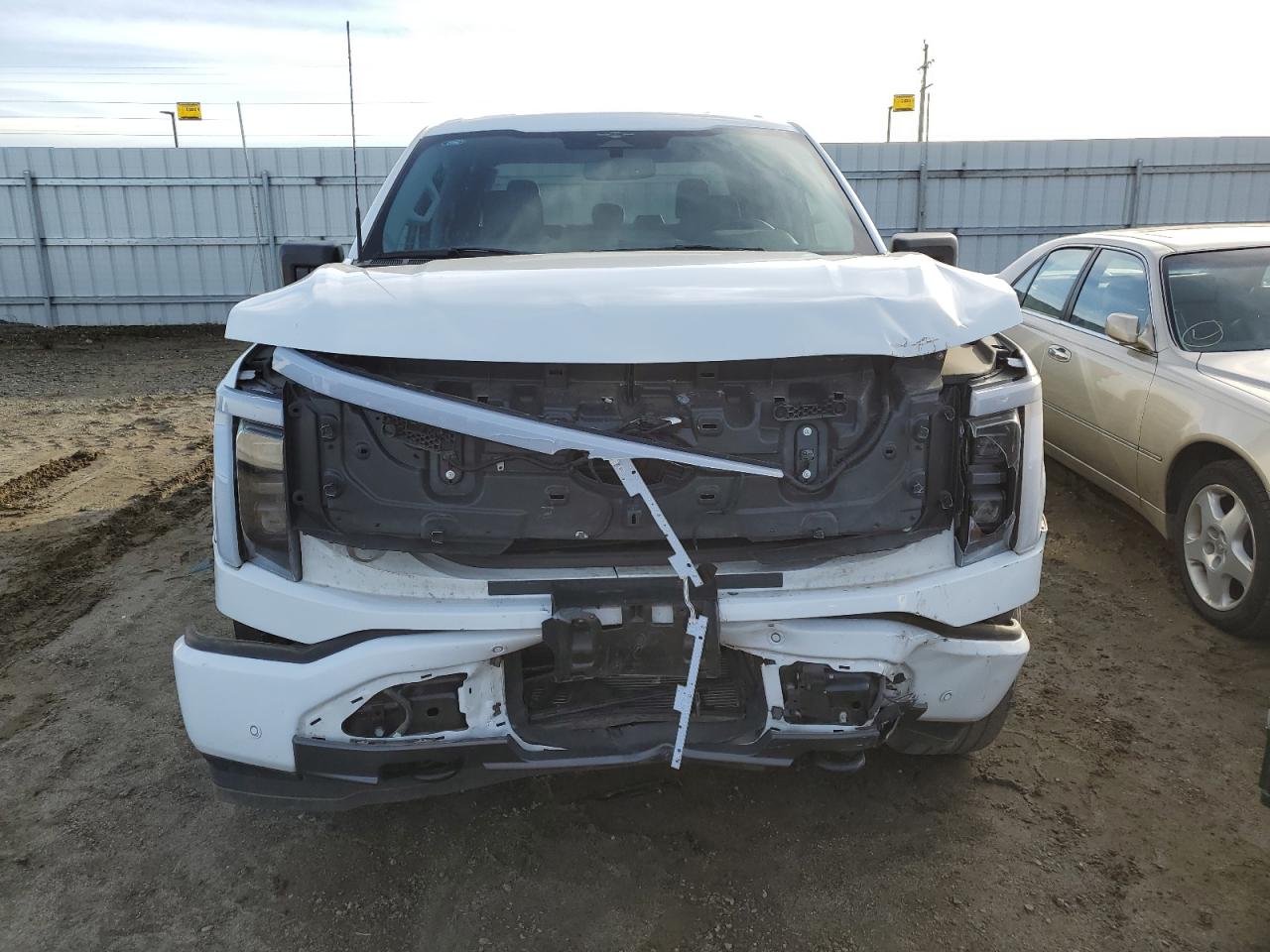 2023 FORD F150 LIGHTNING PRO VIN:1FT6W1EV6PWG27974