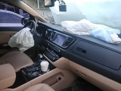 2017 Kia Carnival VIN: