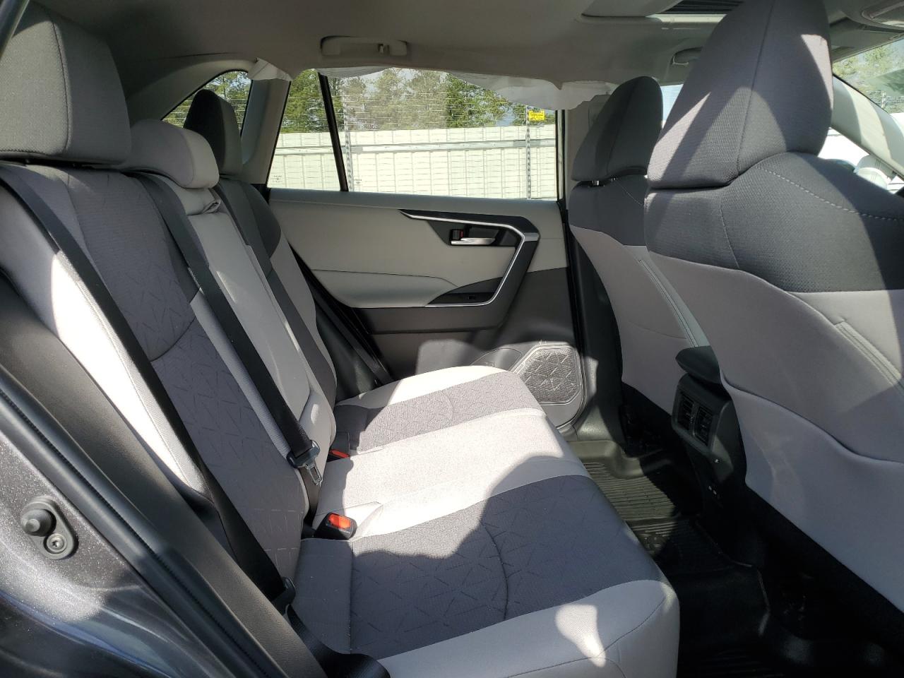 2023 TOYOTA RAV4 XLE VIN:2T3W1RFV8PC233081