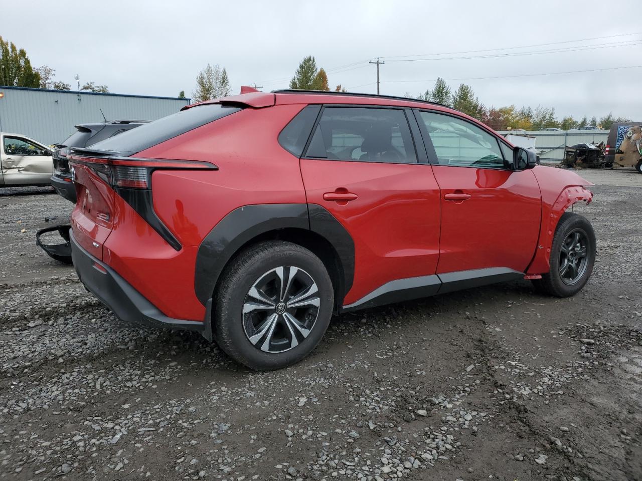 2024 TOYOTA BZ4X XLE VIN:JTMABACA5RA053082