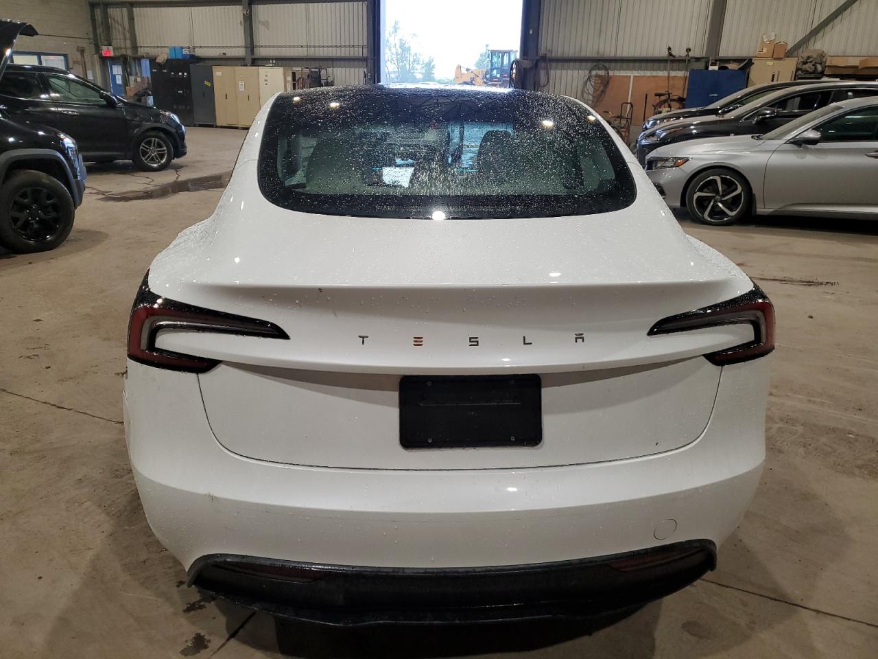2024 TESLA MODEL 3  VIN:LRW3E7FA7RC102508