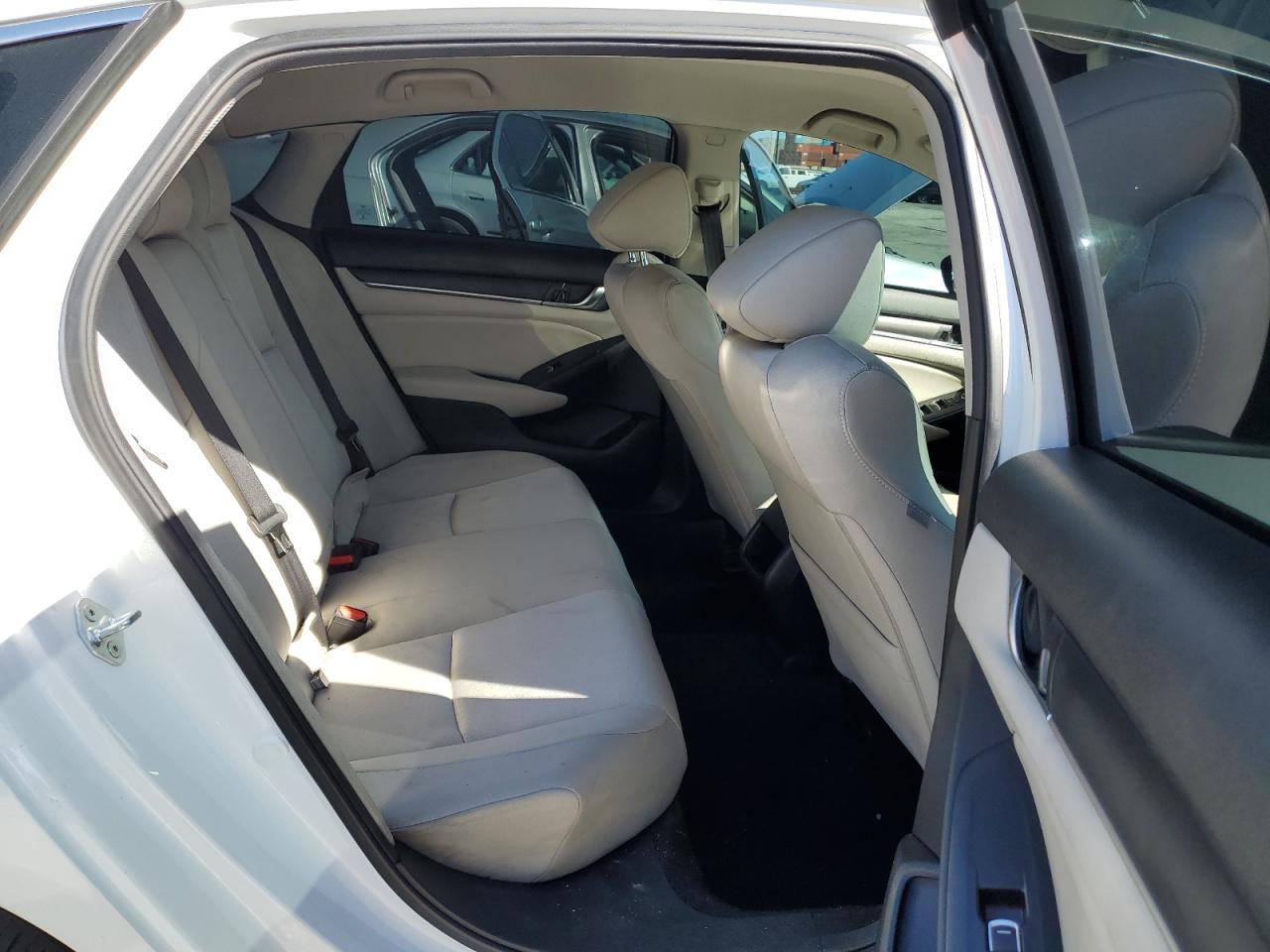 2022 HONDA ACCORD LX VIN:1HGCV1F14NA019934