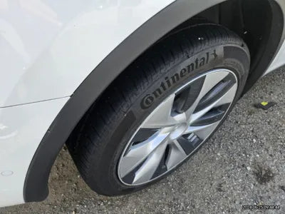 2022 Tesla Model Y VIN: