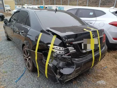 2015 Mercedes-Benz E 220 WDDHF0AB7FB163281 VIN:WDDHF0AB7FB163281