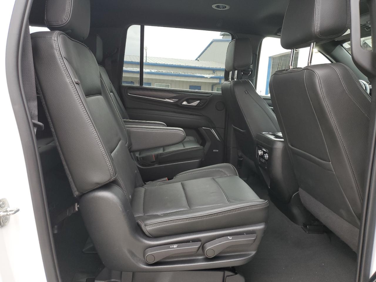 2022 GMC YUKON XL DENALI VIN:1GKS2JKL8NR208795