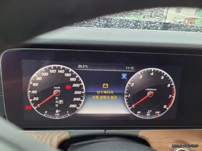 2019 Mercedes-Benz E 300 VIN: