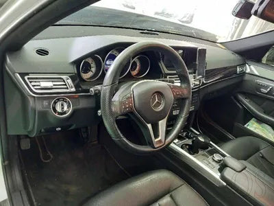 2015 Mercedes-Benz E 220 VIN: