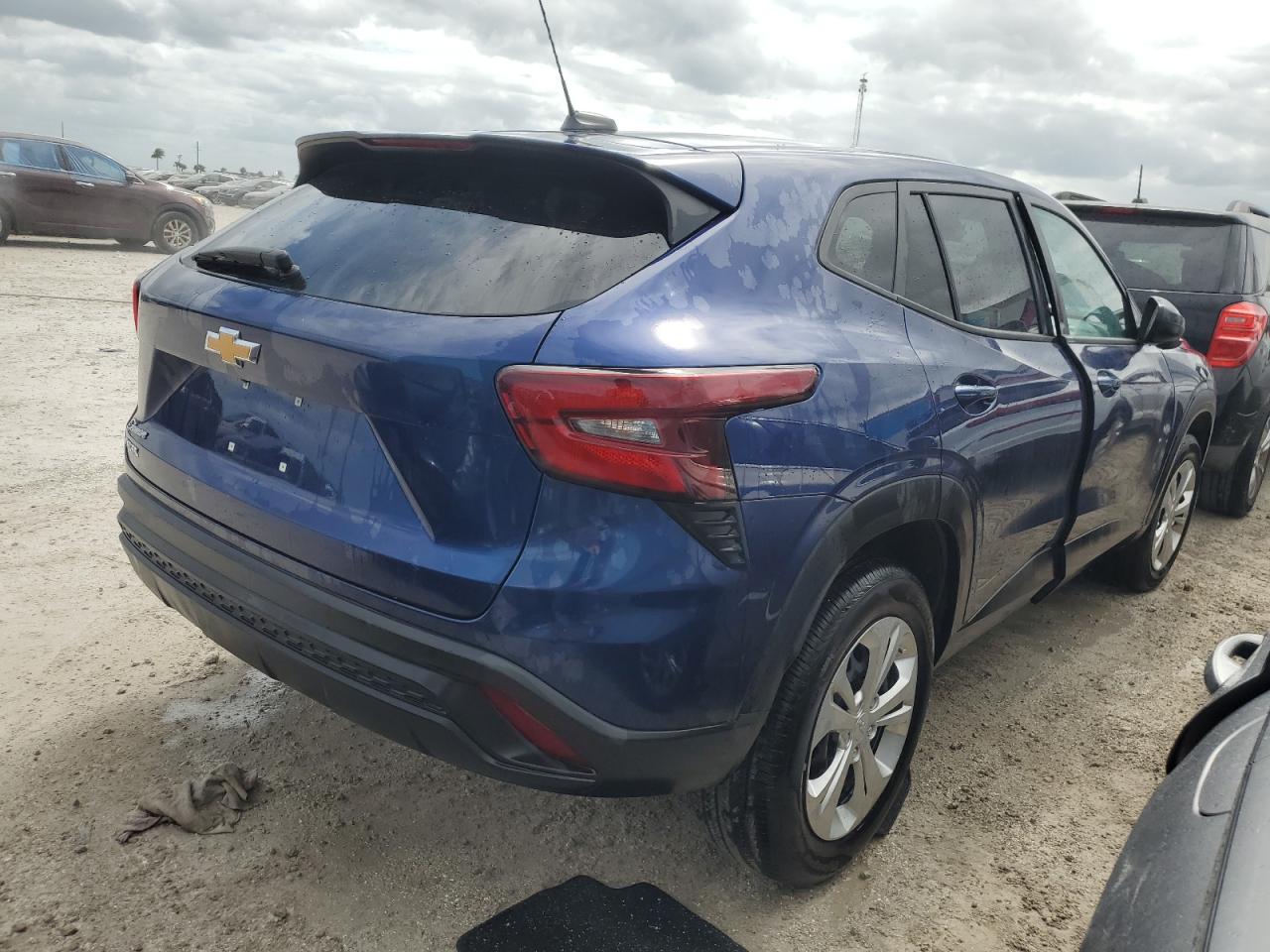 2024 CHEVROLET TRAX LS VIN:KL77LFE2XRC054336