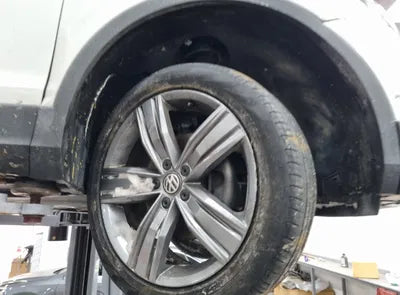 2018 Volkswagen Tiguan WVGZZZ5NZJW929383 VIN:WVGZZZ5NZJW929383