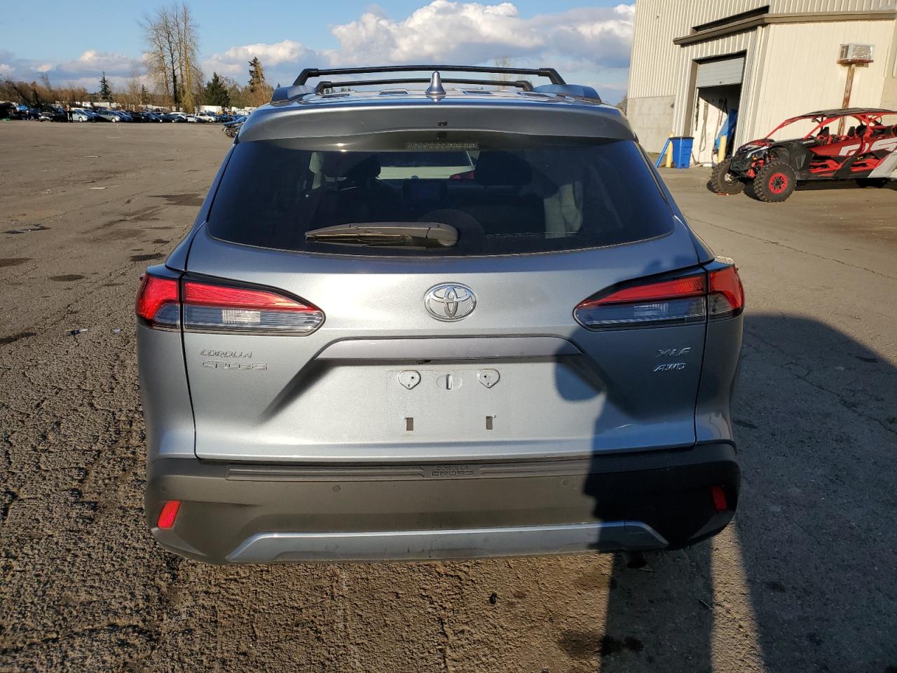 2023 TOYOTA COROLLA CROSS XLE VIN:7MUDAABG3PV055070