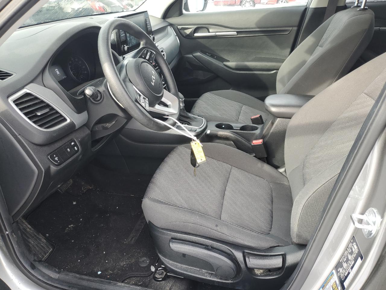 2023 KIA SELTOS LX VIN:KNDEPCAAXP7424961