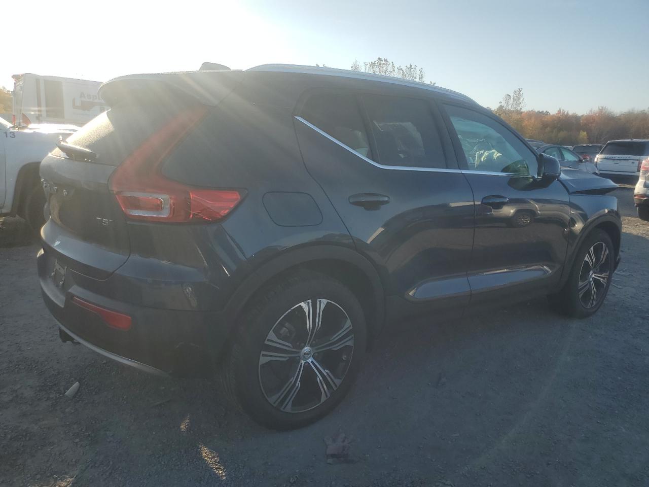 2022 VOLVO XC40 T5 INSCRIPTION VIN:YV4162UL0N2733631