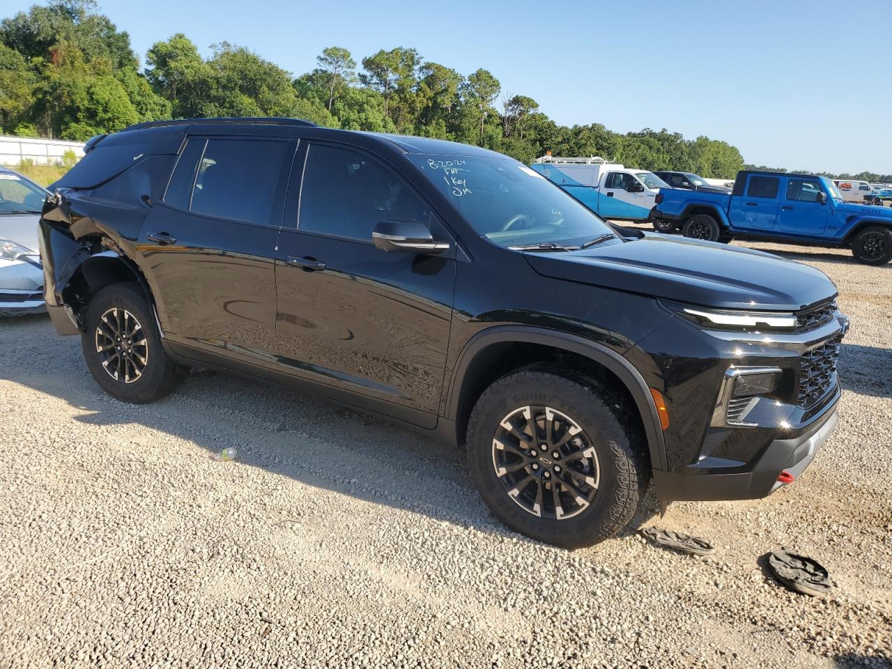 2024 CHEVROLET TRAVERSE LT Z71 VIN:1GNEVJKS0RJ184673