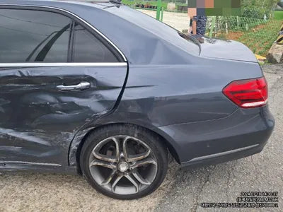 2015 Mercedes-Benz E 250 VIN: