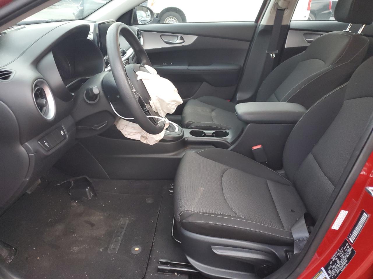 2024 KIA FORTE LX VIN:3KPF24AD9RE698299