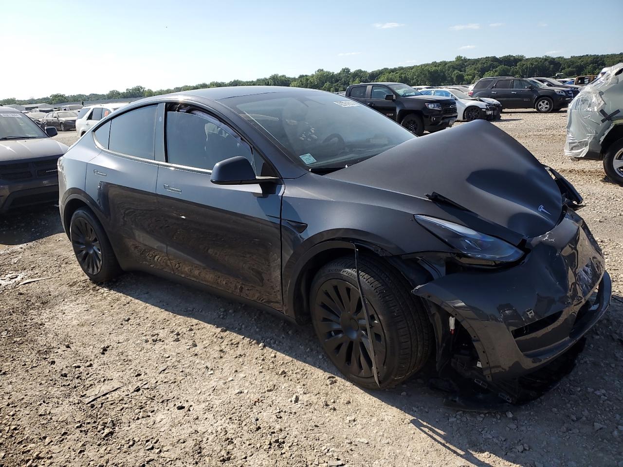 2024 TESLA MODEL Y  VIN:7SAYGDEE8RA225890