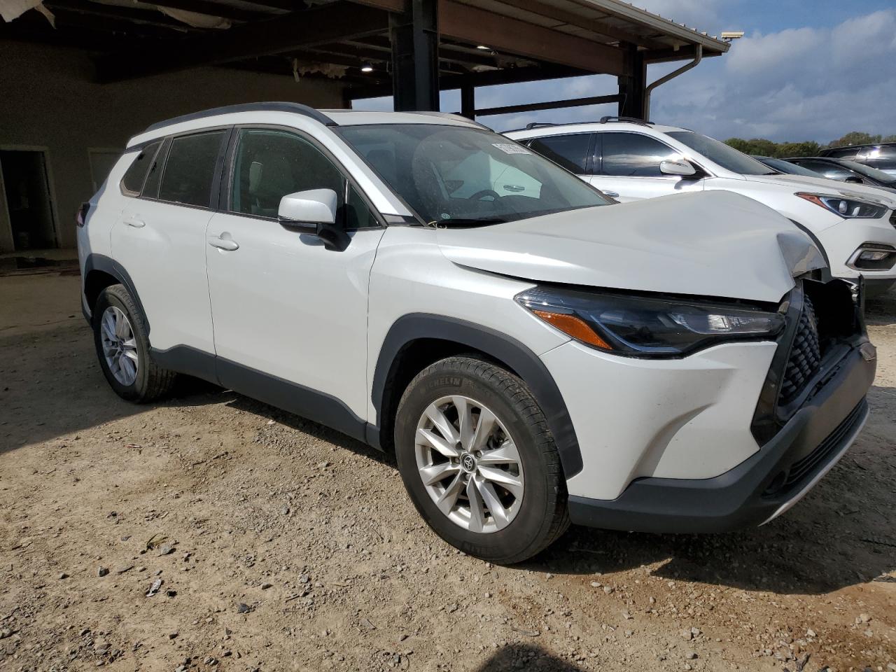 2022 TOYOTA COROLLA CROSS LE VIN:7MUBAAAG8NV026010