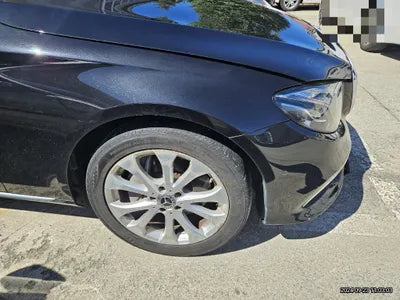 2017 Mercedes-Benz E 300 VIN: