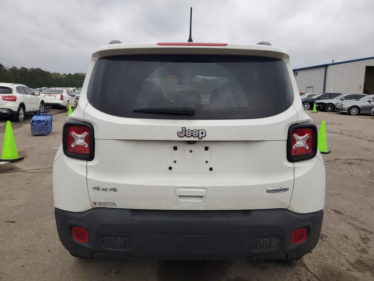 2022 JEEP RENEGADE LATITUDE VIN:ZACNJDB14NPN78861