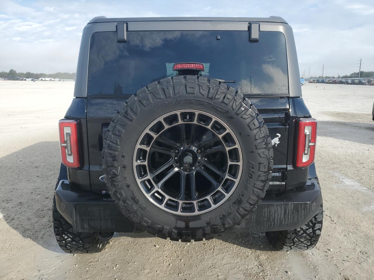 2022 FORD BRONCO BASE VIN:1FMDE5AHXNLB04601