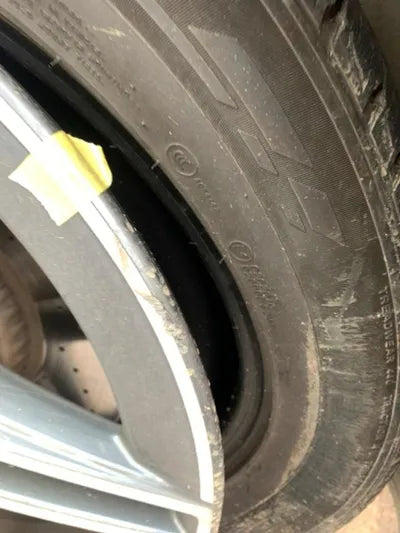 2020 Mercedes-Benz GLC 300 VIN: