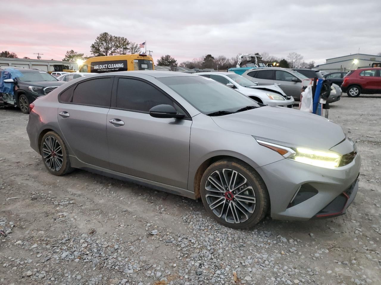 2023 KIA FORTE GT VIN:3GNKBJR40RS170127