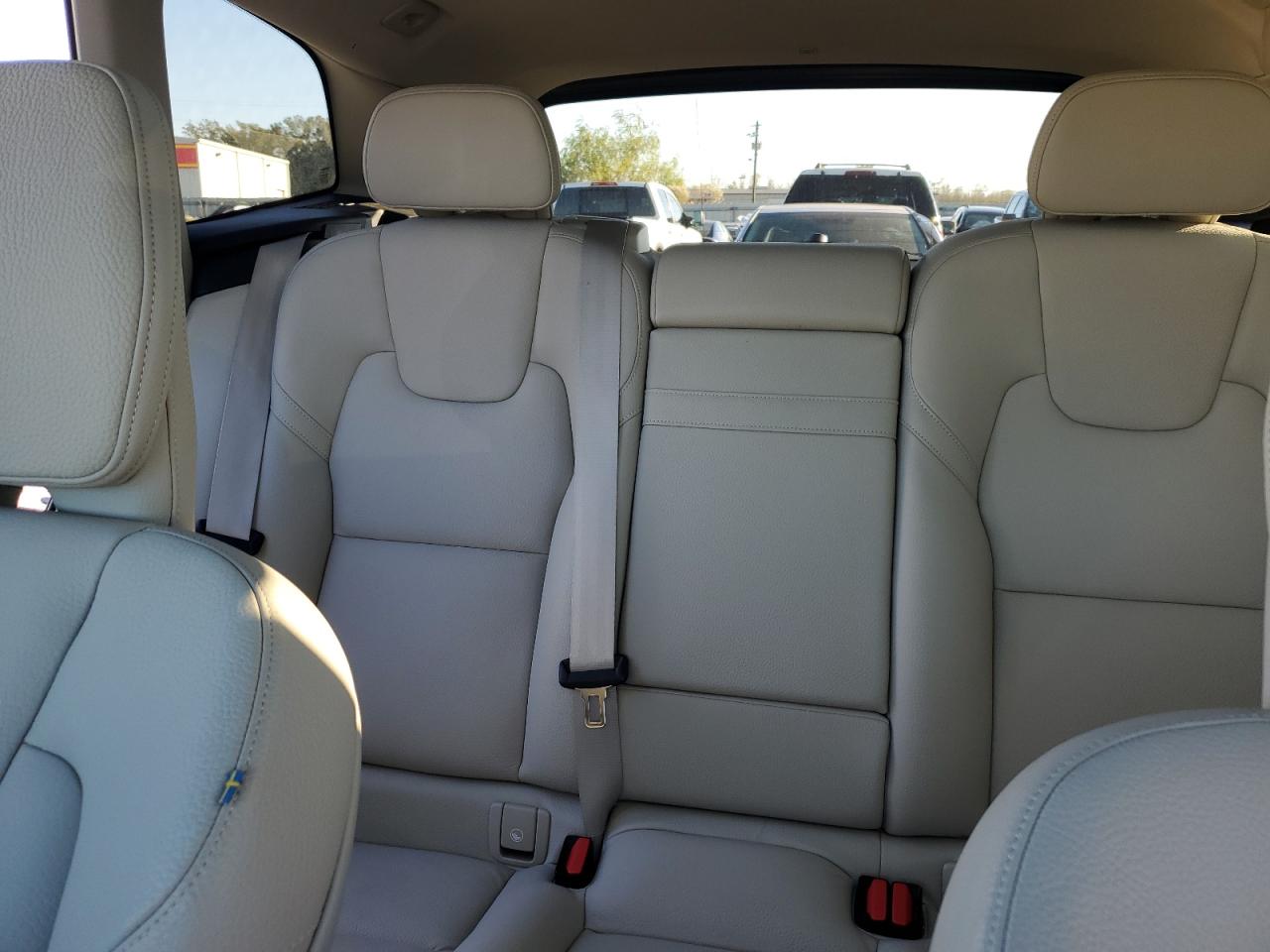 2022 VOLVO XC60 B5 MOMENTUM VIN:YV4L12RK8N1904414