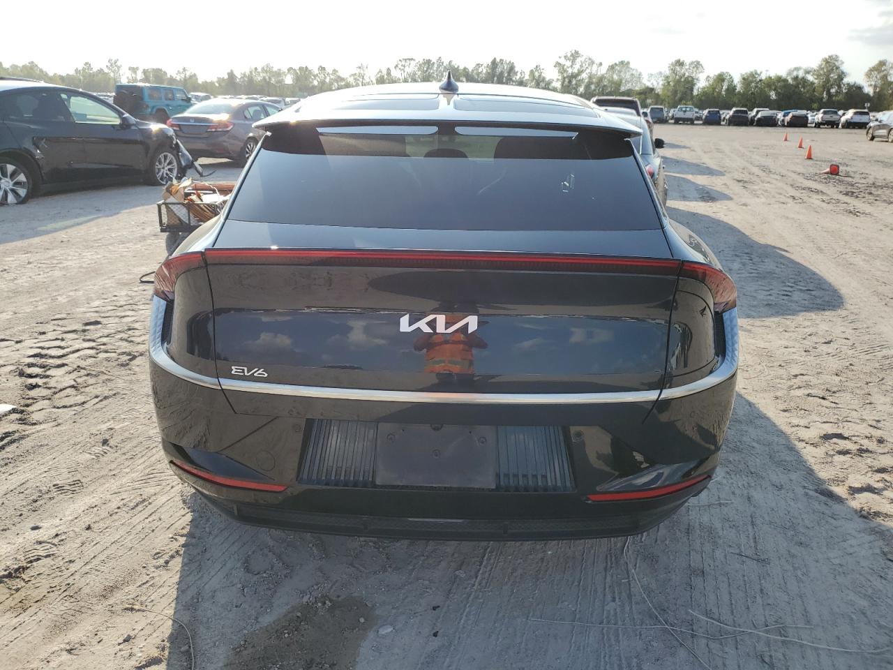 2022 KIA EV6 LIGHT VIN:KNDC3DLC5N5072954