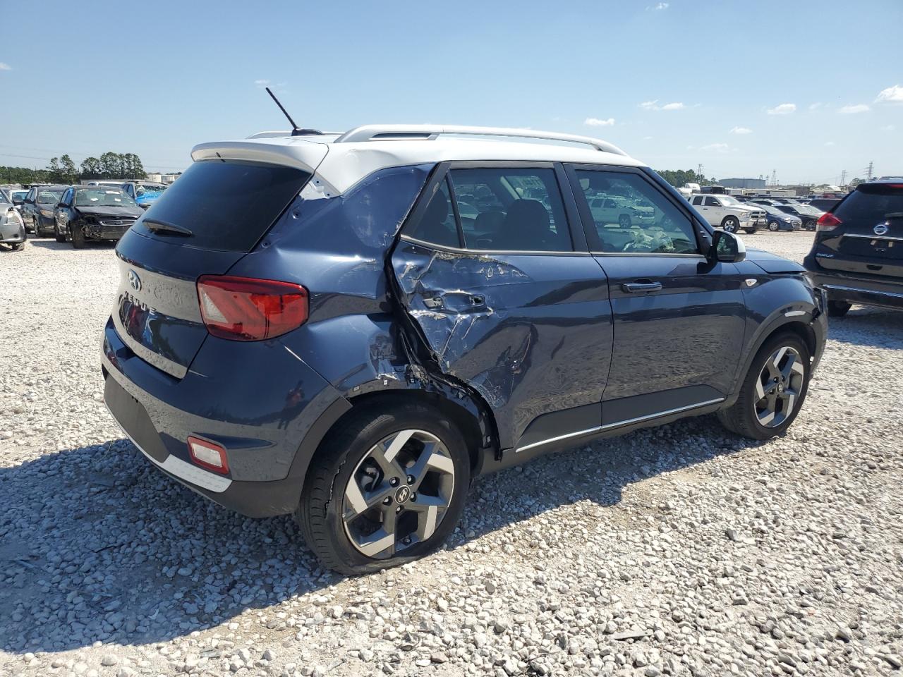 2023 HYUNDAI VENUE SEL VIN:KMHRC8A35PU268661