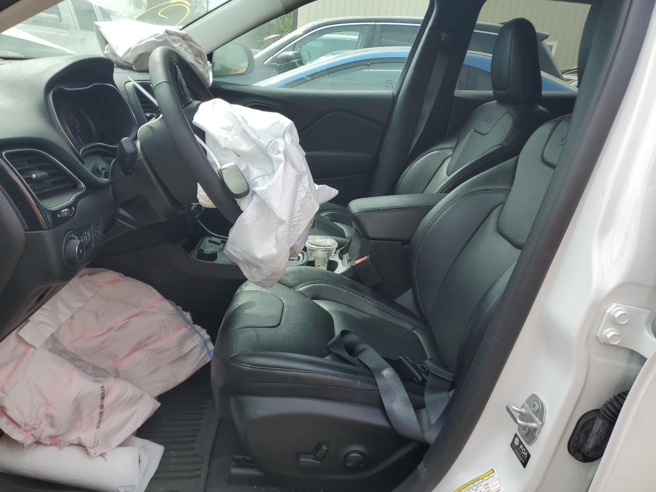 2023 JEEP CHEROKEE ALTITUDE LUX VIN:1C4PJMMB2PD109027