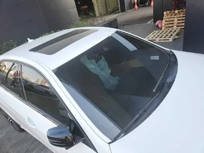 2015 Mercedes-Benz E 220 VIN: