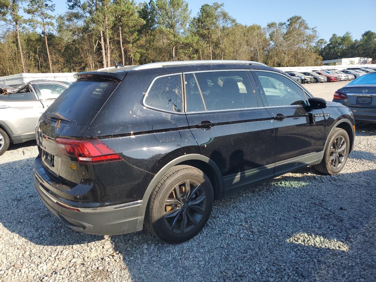 2023 VOLKSWAGEN TIGUAN SE VIN:3VV3B7AX1PM133936