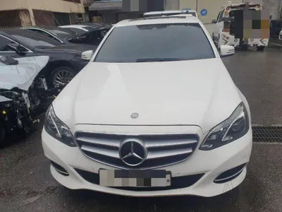 2014 Mercedes-Benz E 220 VIN: