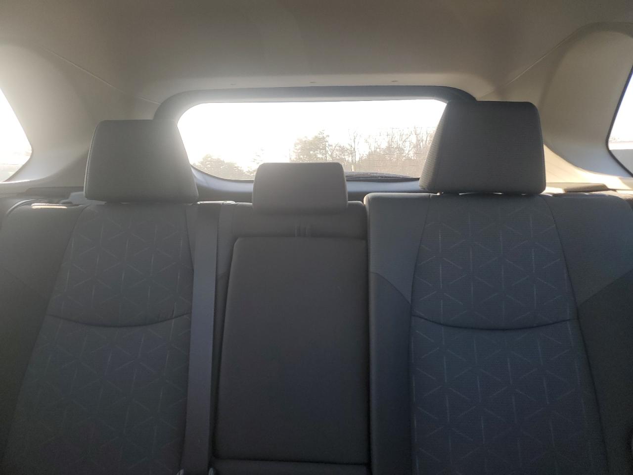 2024 TOYOTA RAV4 XLE VIN:2T3RWRFV2RW246859