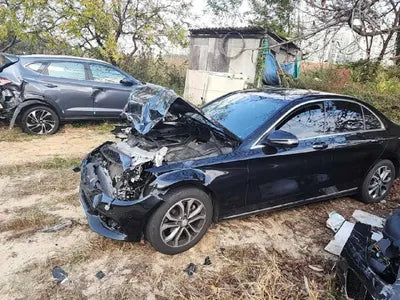 2016 Mercedes-Benz C 200 VIN: