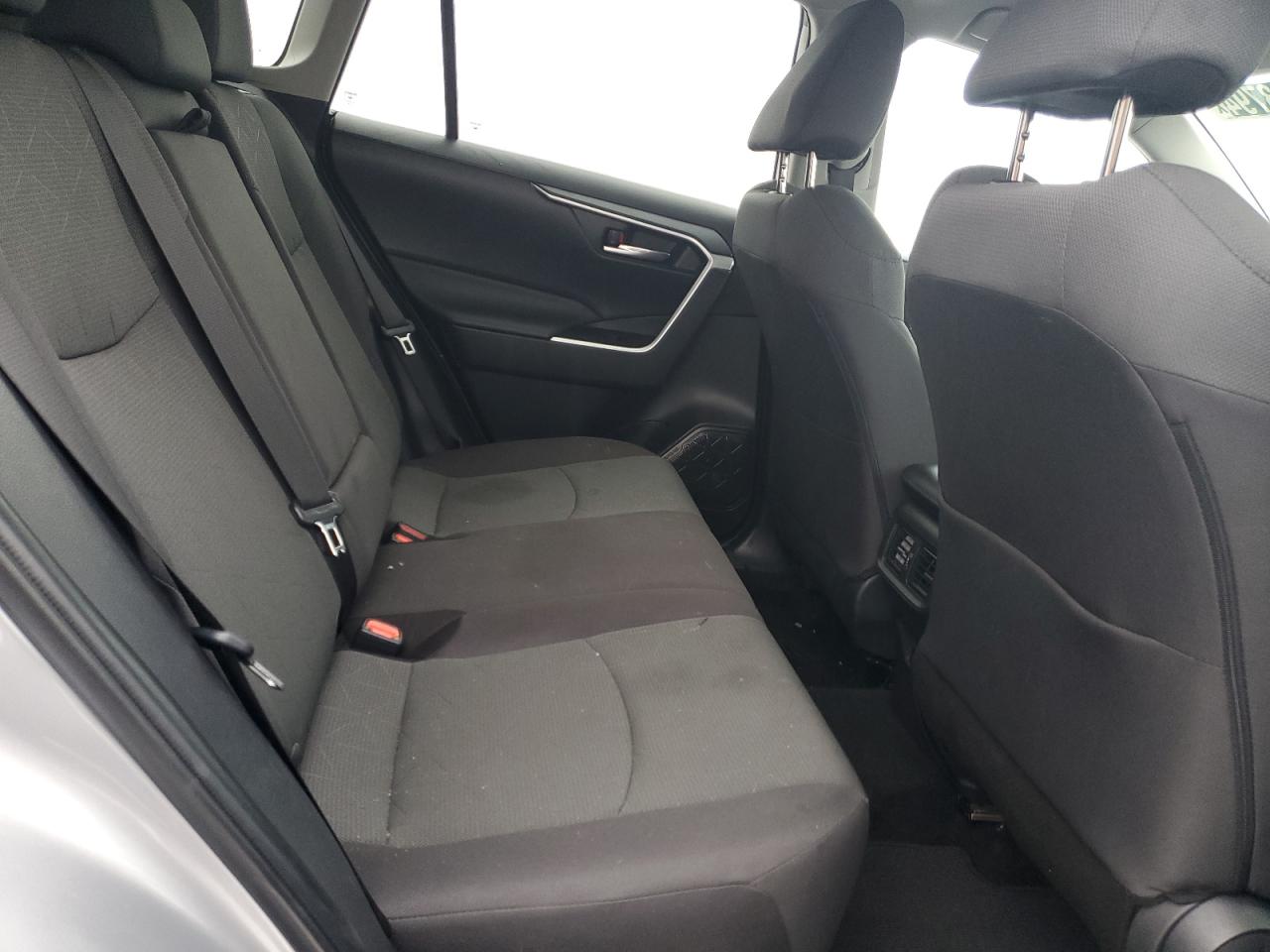 2024 TOYOTA RAV4 XLE VIN:2T3P1RFVXRC413086