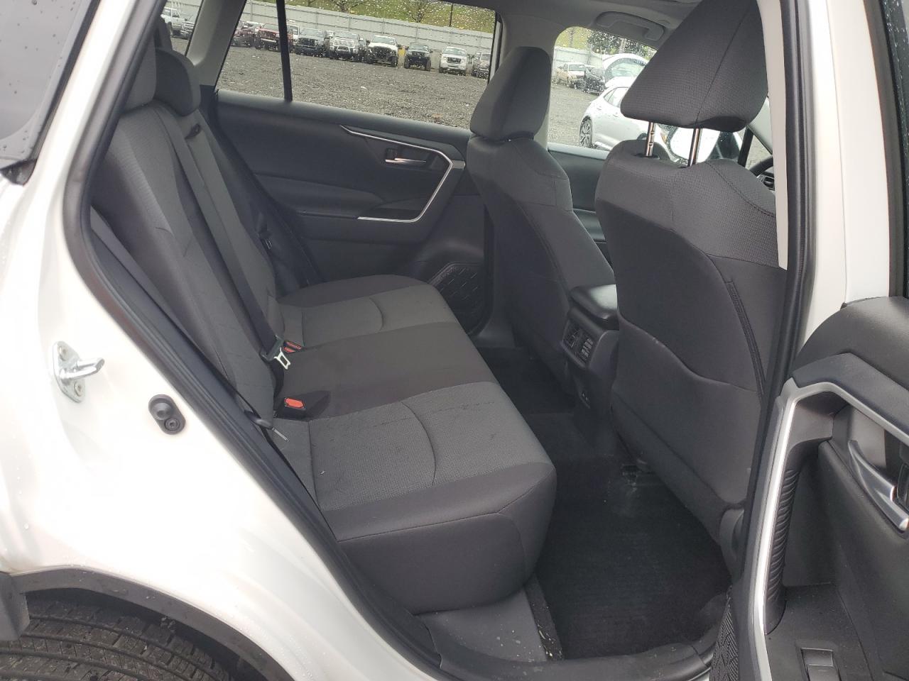 2024 TOYOTA RAV4 XLE VIN:2T3P1RFV0RC475872