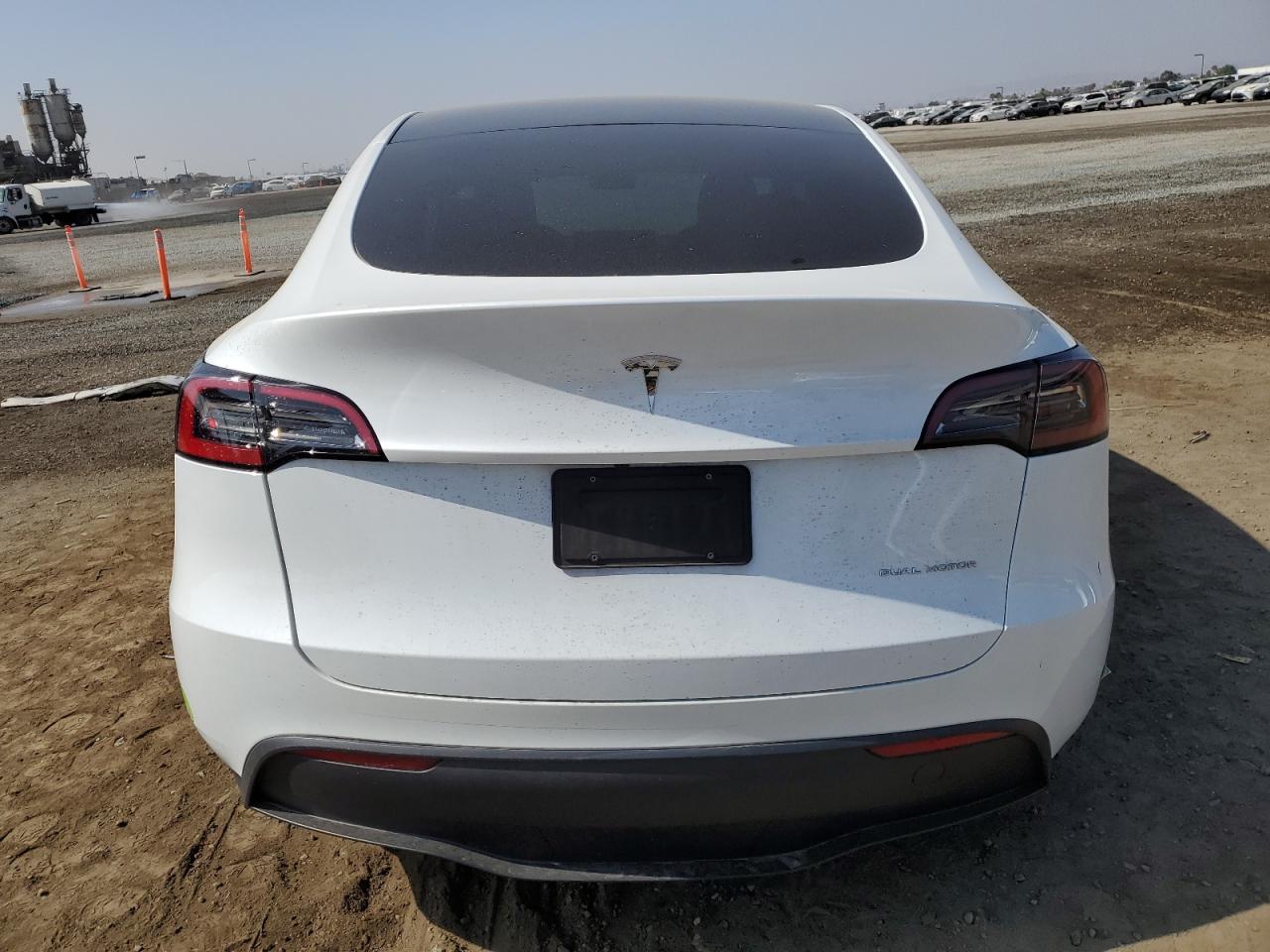 2023 TESLA MODEL Y  VIN:7SAYGDEE3PA044855