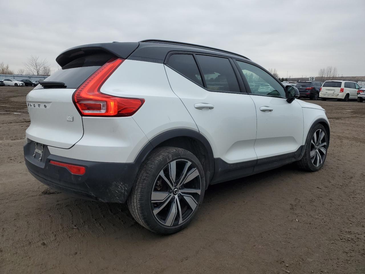 2022 VOLVO XC40 P8 RECHARGE PLUS VIN:YV4ED3UR7N2687023