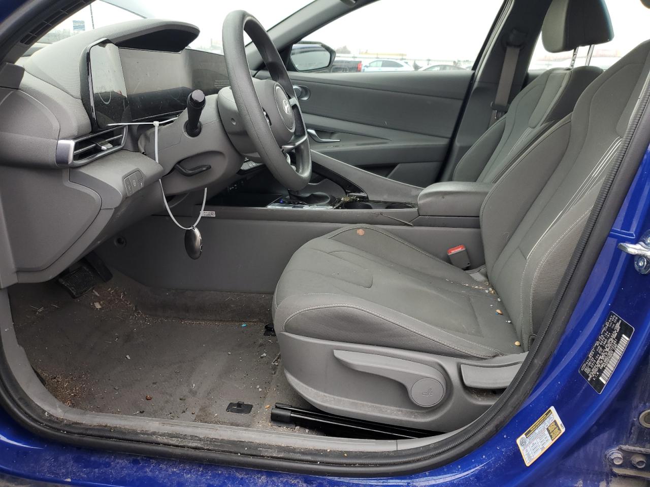 2024 HYUNDAI ELANTRA BLUE VIN:KMHLM4DJ6RU101461