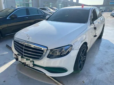 2017 Mercedes-Benz E 220 VIN: