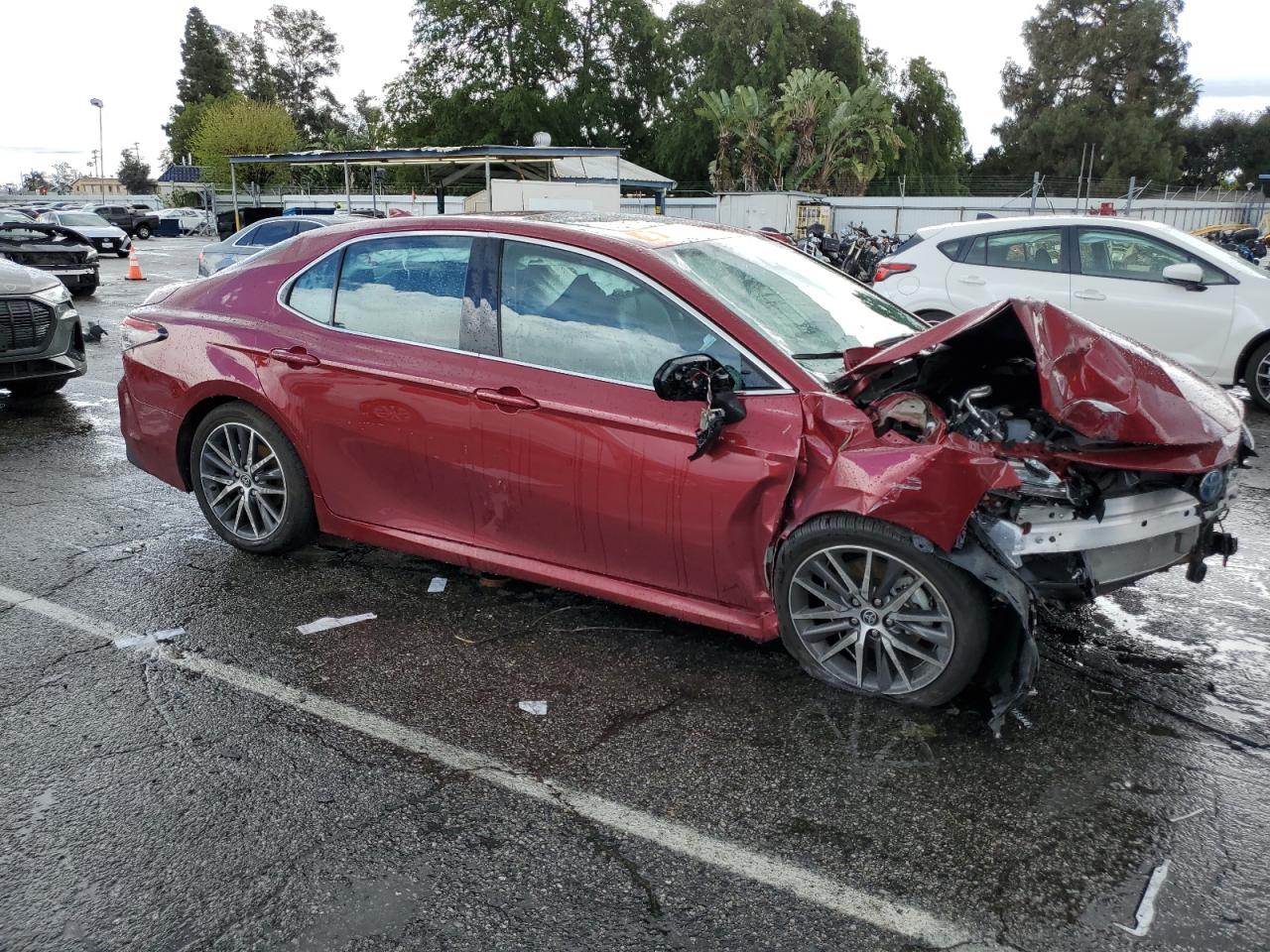 2022 TOYOTA CAMRY XLE VIN:4T1F31AK5NU598573