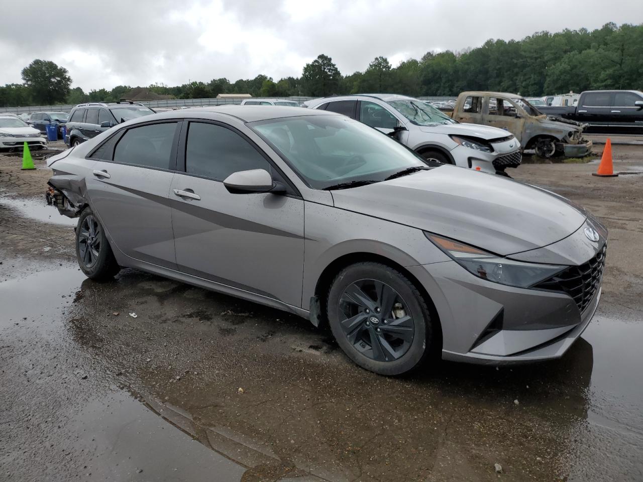 2023 HYUNDAI ELANTRA SEL VIN:KMHLM4AG7PU448464