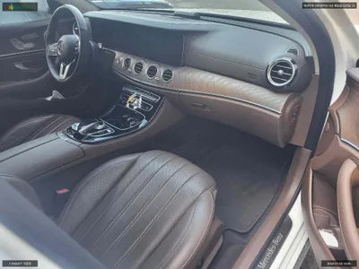 2019 Mercedes-Benz E 300 WDDZF4KB3KA677770 VIN:WDDZF4KB3KA677770